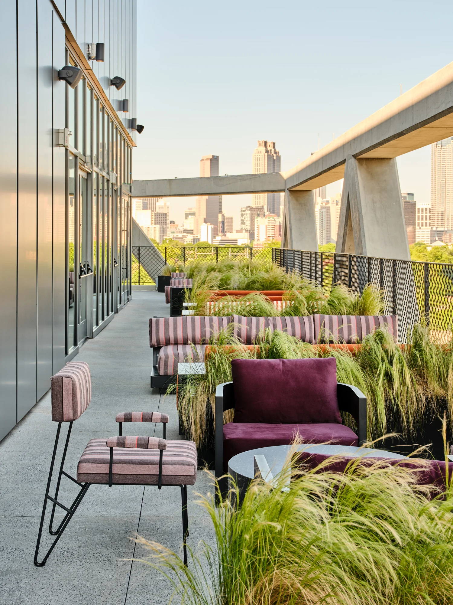 moonlight-atlantan-rooftop-cocktail-lounge-Patio