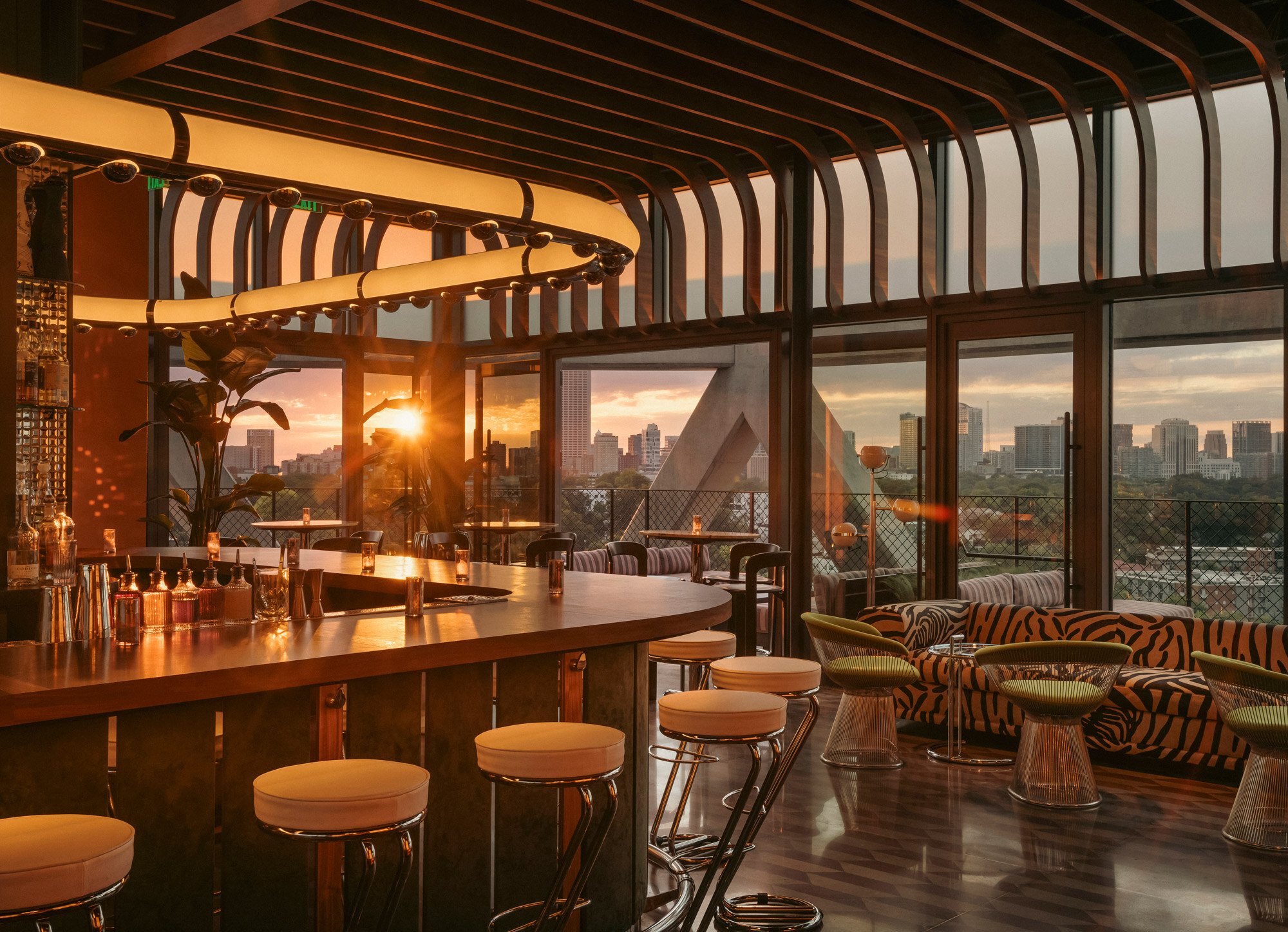Rooftop Lounge - Moonlight Atlanta